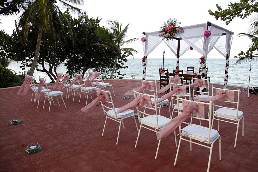 Música para restaurantes Isla Margarita Saxofonista corporativo eventos Eventos con saxofón en playa